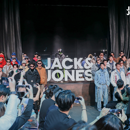 JACK & JONES 35 周年时装秀： 向上穿越 · 无界新境 