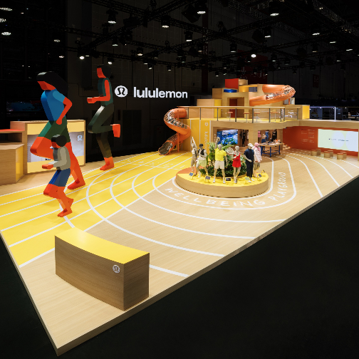 以“好状态趣动场”为主题，lululemon进博会展台邀请人们感受运动的乐趣