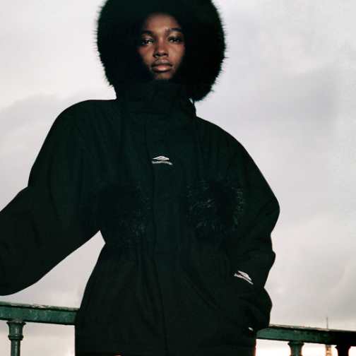  BALENCIAGA 2025 SKIWEAR系列广告大片