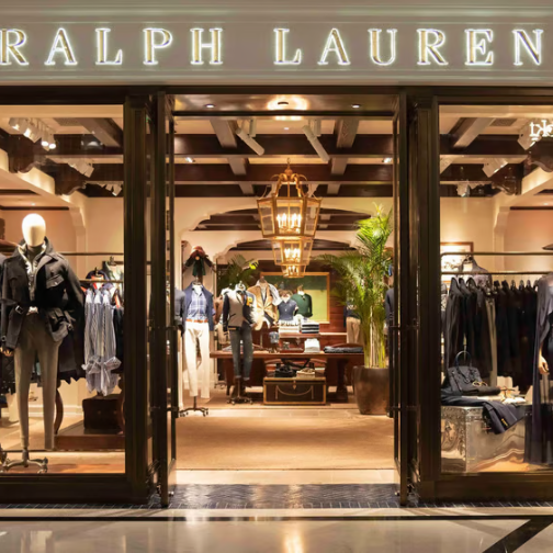 Ralph Lauren 上调全年营收预期，季度营收突破 20 亿美元