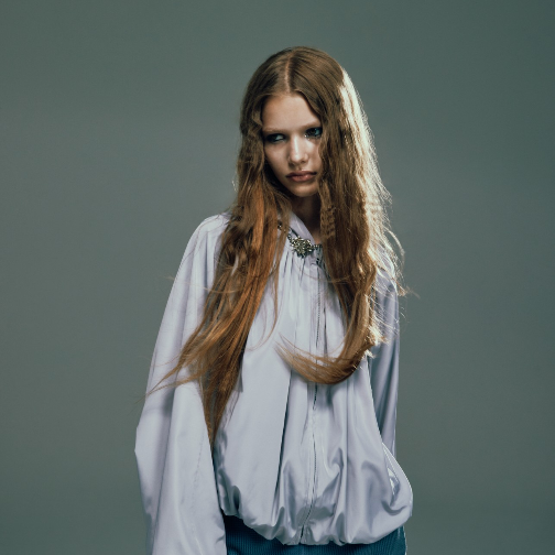 WE11DONE发布“爱意迸发”2026早春系列