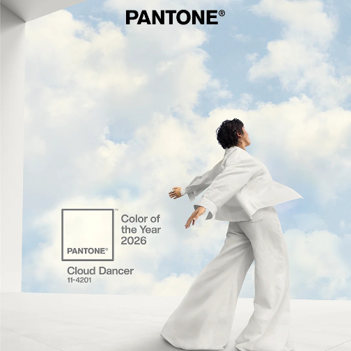Pantone发布2026流行色：云上舞白