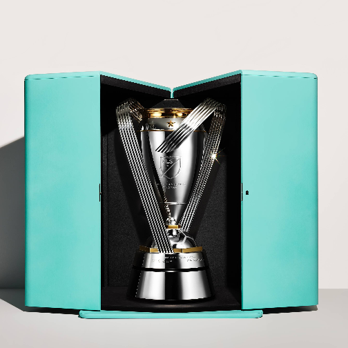 蒂芙尼祝贺迈阿密国际赢得2025美国职业足球大联盟杯冠军