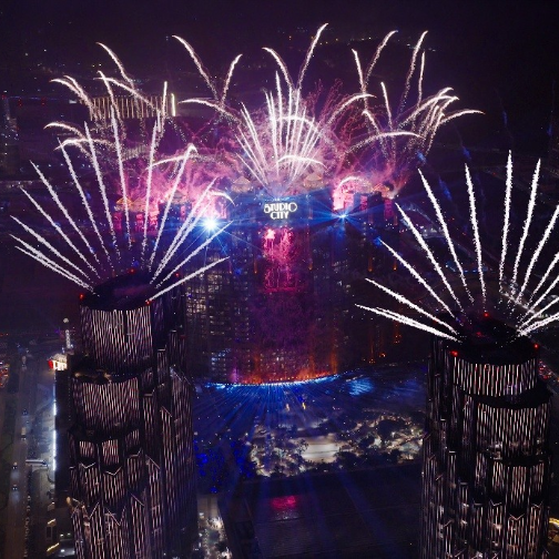 澳门新濠影汇10周年庆典璀璨盛放