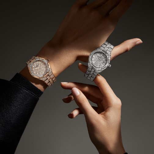 江诗丹顿推出Overseas纵横四海系列自动上链腕表