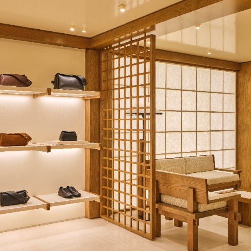 AMI PARIS于首尔汉南洞揭幕全新概念旗舰店