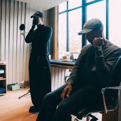 路易威登品牌代言人王嘉尔与男装创意总监Pharrell Williams携手打造合作单曲