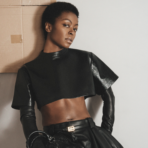 BALENCIAGA携手全新社群，发布 “ 心与身体 ” 广告大片