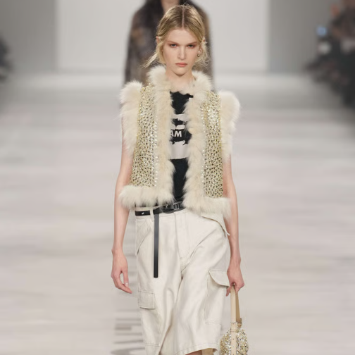 Maria Grazia Chiuri的Fendi首秀大放异彩