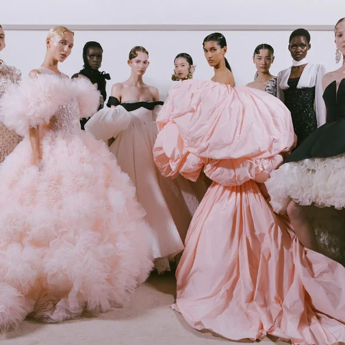 “一欧元”回购品牌，详解开云与Giambattista Valli背后的资本操作